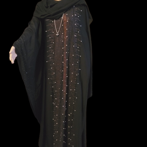 Beautiful glittery bling kaftan with chiffon scarf - Picture 2 of 9